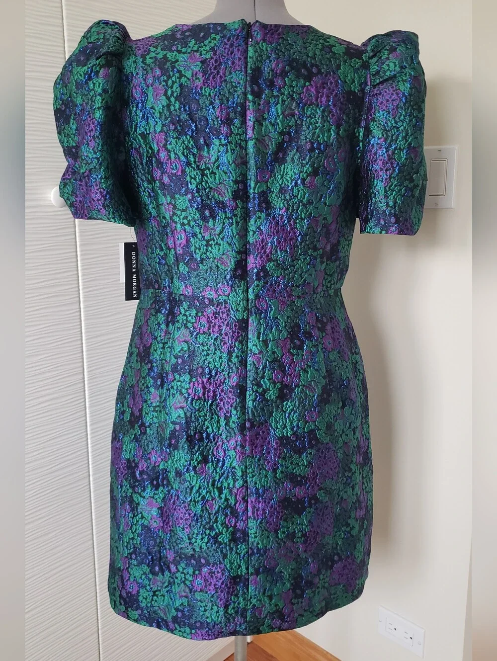 Donna Morgan Textured Puff-Sleeve Mini Dress in Green & Purple. Sz.16 New - Picture 6 of 6